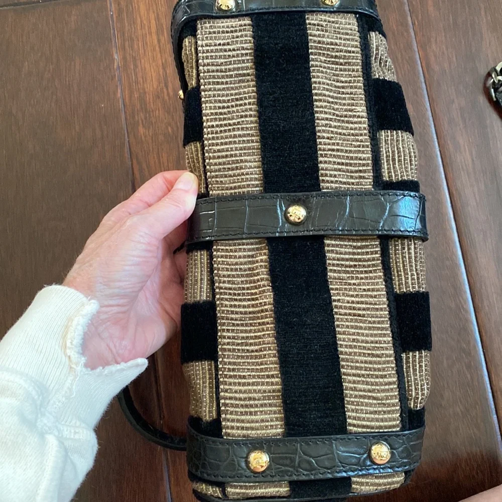 Fendi Black and Gold Striped Top Handle Bag - Picture 5 of 6